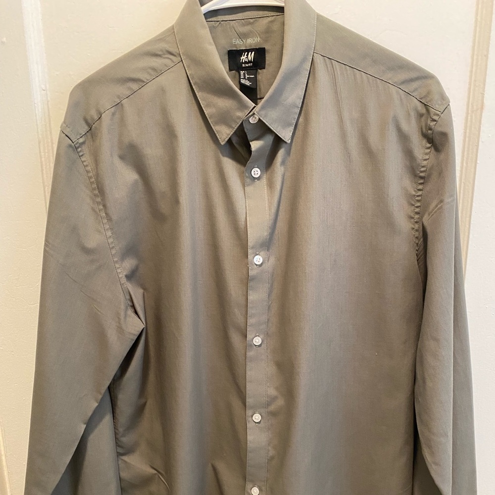H&M Olive Green Button Down Slim-Fit Dress Shirt